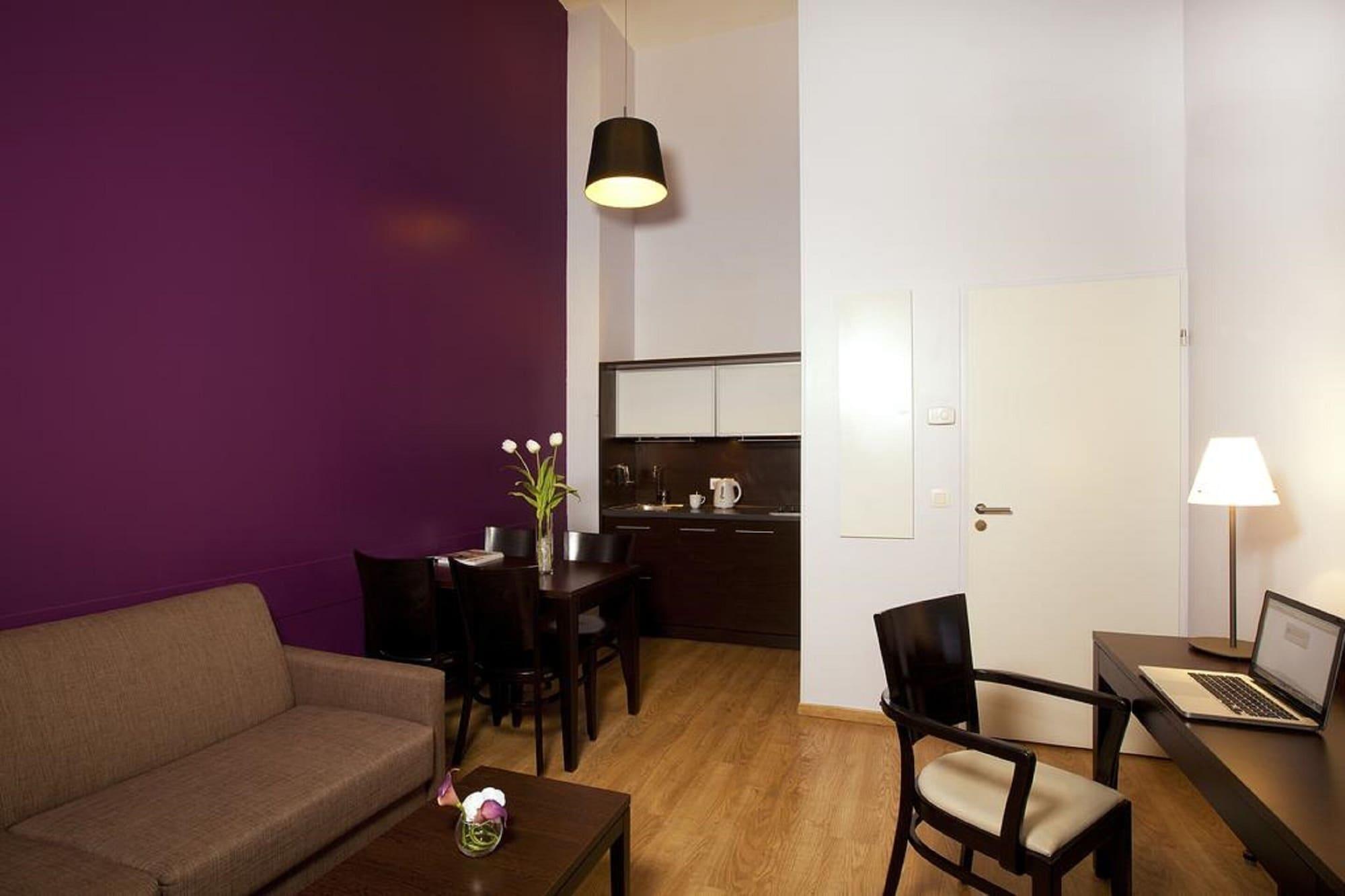 Residhome Grenoble Caserne De Bonne Buitenkant foto